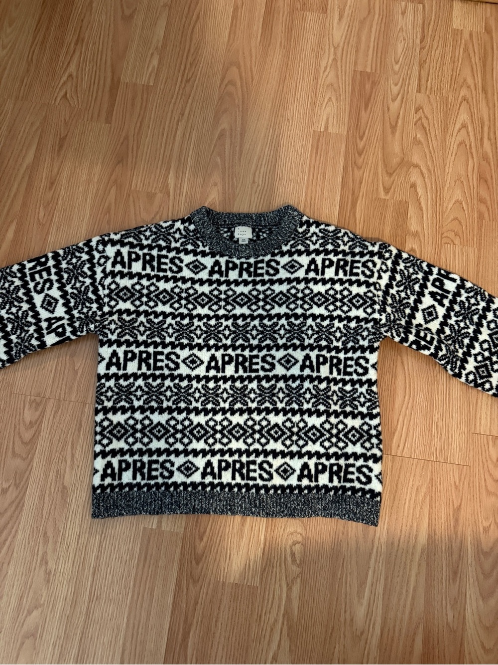 a new day Black and White Patterned Crewneck Sweater